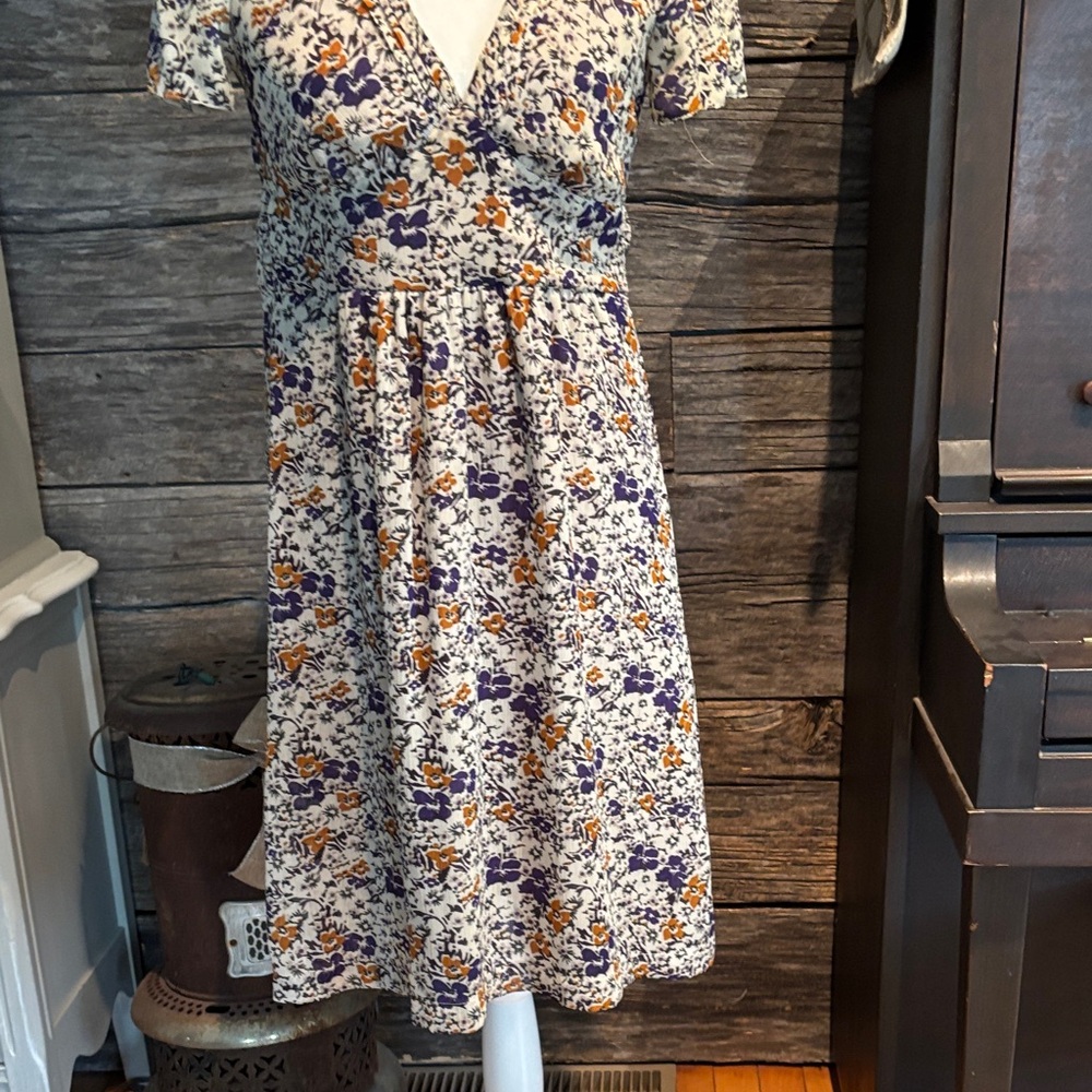 H&M Floral V-Neck Midi Dress - Multicolor - Picture 5 of 11